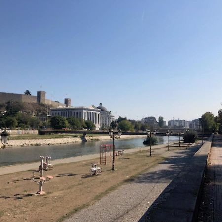 City Centre River View Apartment Skopje Exterior foto
